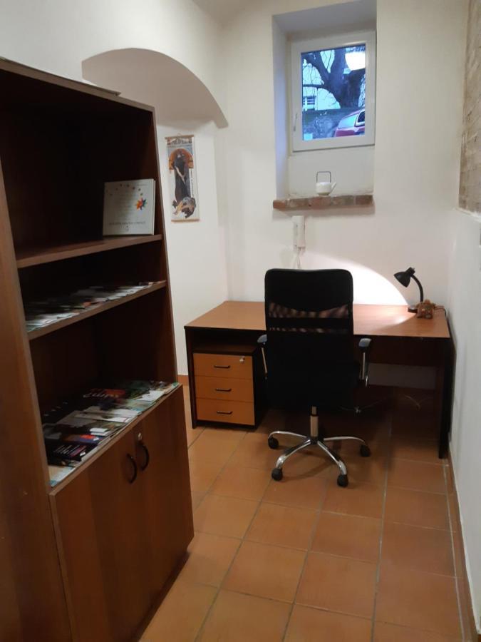Studio Voluntario Hradec Králové 外观 照片